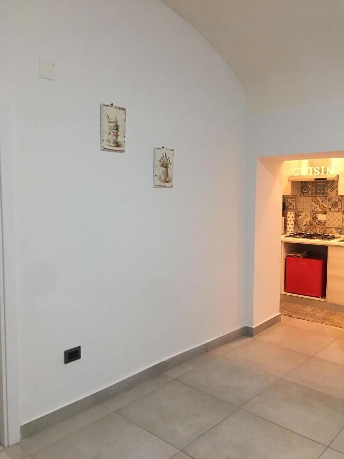 Chiaia Home 23 Napoli Exterior foto